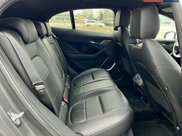 Белый Ягуар I-Pace, объемом двигателя 0 л и пробегом 105 тыс. км за 24999 $, фото 49 на Automoto.ua