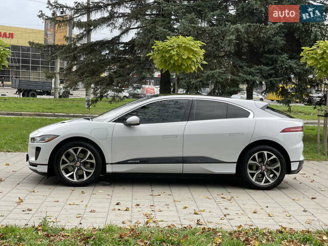 Білий Ягуар I-Pace, об'ємом двигуна 0 л та пробігом 64 тис. км за 24900 $, фото 4 на Automoto.ua