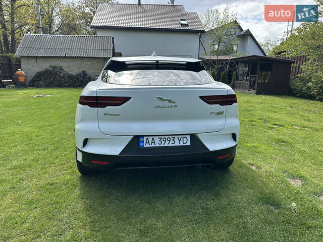 Белый Ягуар I-Pace, объемом двигателя 0 л и пробегом 43 тыс. км за 27300 $, фото 6 на Automoto.ua