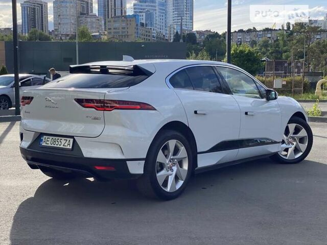 Белый Ягуар I-Pace, объемом двигателя 0 л и пробегом 54 тыс. км за 31999 $, фото 5 на Automoto.ua
