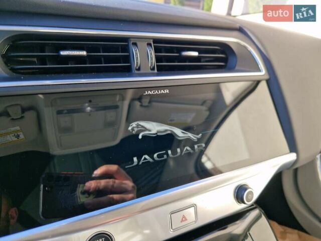 Білий Ягуар I-Pace, об'ємом двигуна 0 л та пробігом 50 тис. км за 48000 $, фото 38 на Automoto.ua