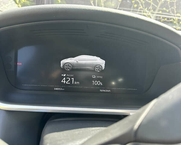 Белый Ягуар I-Pace, объемом двигателя 0 л и пробегом 43 тыс. км за 27300 $, фото 37 на Automoto.ua