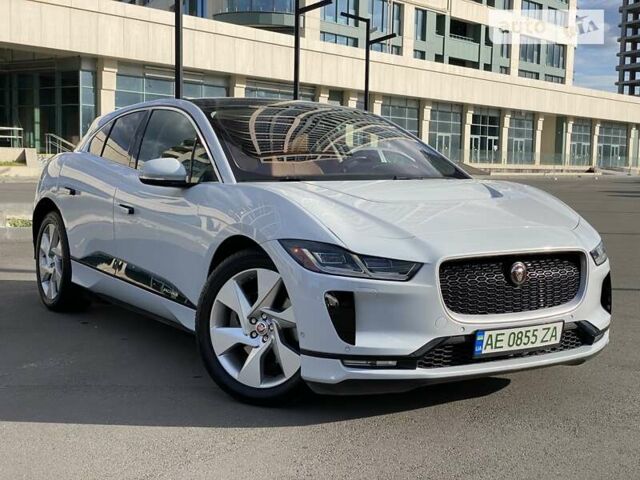 Белый Ягуар I-Pace, объемом двигателя 0 л и пробегом 54 тыс. км за 31999 $, фото 7 на Automoto.ua