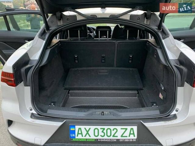 Белый Ягуар I-Pace, объемом двигателя 0 л и пробегом 23 тыс. км за 30800 $, фото 20 на Automoto.ua