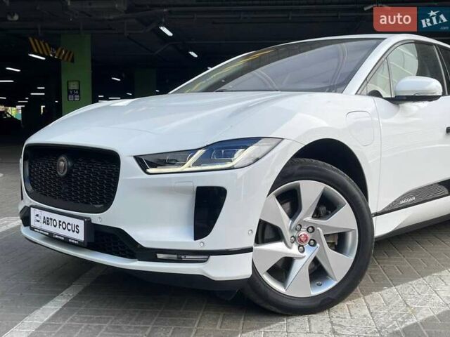 Белый Ягуар I-Pace, объемом двигателя 0 л и пробегом 78 тыс. км за 25990 $, фото 3 на Automoto.ua