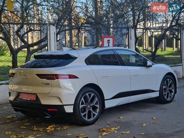 Белый Ягуар I-Pace, объемом двигателя 0 л и пробегом 40 тыс. км за 31900 $, фото 3 на Automoto.ua
