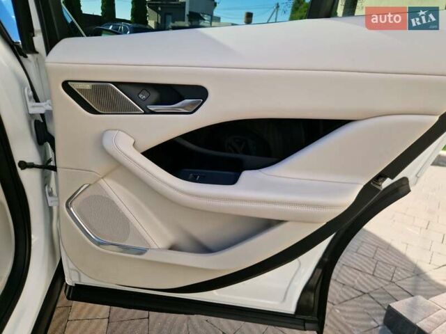 Білий Ягуар I-Pace, об'ємом двигуна 0 л та пробігом 50 тис. км за 48000 $, фото 49 на Automoto.ua