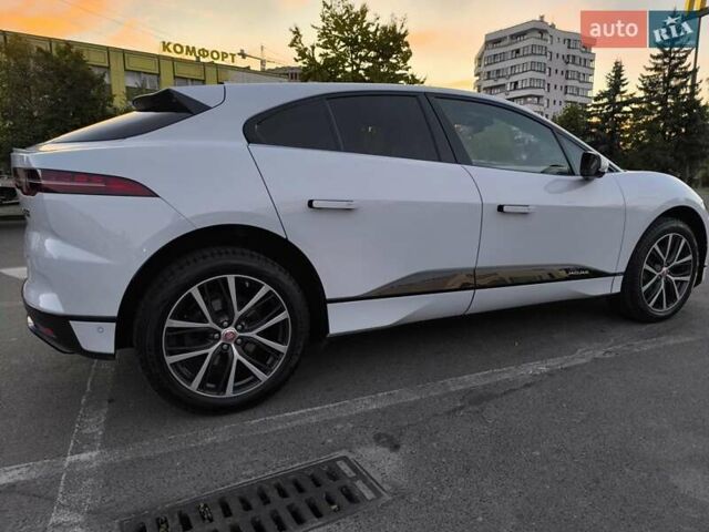 Белый Ягуар I-Pace, объемом двигателя 0 л и пробегом 65 тыс. км за 31800 $, фото 2 на Automoto.ua