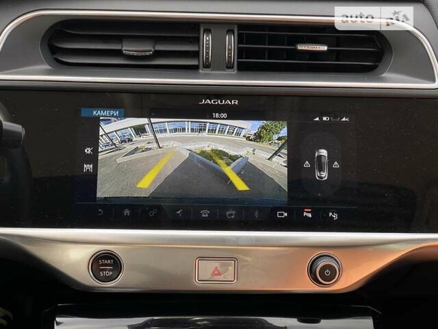 Белый Ягуар I-Pace, объемом двигателя 0 л и пробегом 54 тыс. км за 31999 $, фото 32 на Automoto.ua