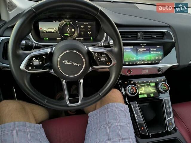 Белый Ягуар I-Pace, объемом двигателя 0 л и пробегом 65 тыс. км за 31800 $, фото 32 на Automoto.ua