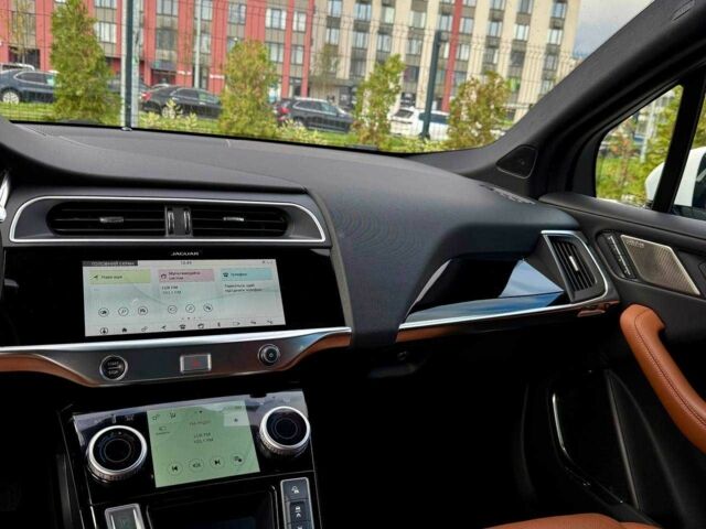 Белый Ягуар I-Pace, объемом двигателя 0 л и пробегом 37 тыс. км за 28900 $, фото 21 на Automoto.ua