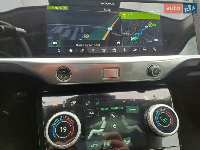 Белый Ягуар I-Pace, объемом двигателя 0 л и пробегом 127 тыс. км за 27699 $, фото 18 на Automoto.ua
