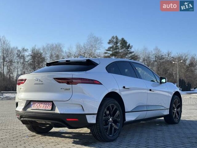 Белый Ягуар I-Pace, объемом двигателя 0 л и пробегом 81 тыс. км за 23500 $, фото 12 на Automoto.ua