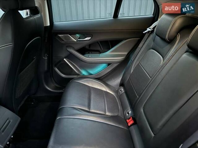 Белый Ягуар I-Pace, объемом двигателя 0 л и пробегом 101 тыс. км за 24700 $, фото 68 на Automoto.ua