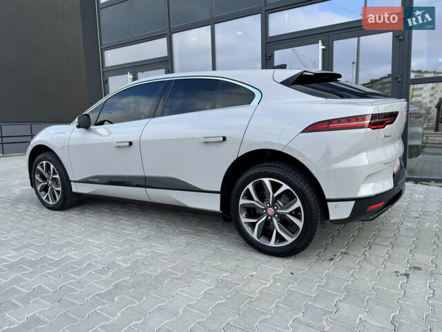 Белый Ягуар I-Pace, объемом двигателя 0 л и пробегом 75 тыс. км за 28700 $, фото 3 на Automoto.ua