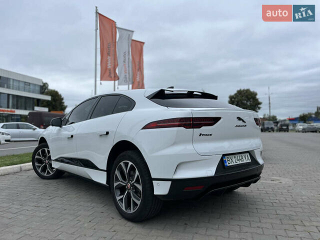 Белый Ягуар I-Pace, объемом двигателя 0 л и пробегом 57 тыс. км за 27500 $, фото 3 на Automoto.ua