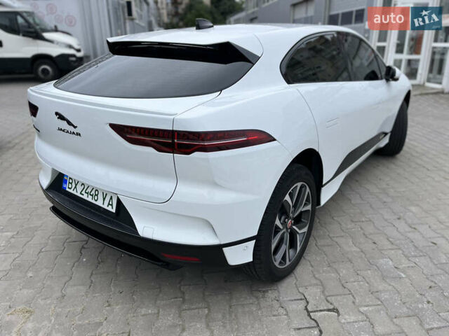 Белый Ягуар I-Pace, объемом двигателя 0 л и пробегом 58 тыс. км за 26500 $, фото 43 на Automoto.ua