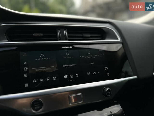 Белый Ягуар I-Pace, объемом двигателя 0 л и пробегом 40 тыс. км за 31400 $, фото 35 на Automoto.ua