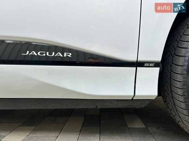 Белый Ягуар I-Pace, объемом двигателя 0 л и пробегом 101 тыс. км за 24700 $, фото 29 на Automoto.ua