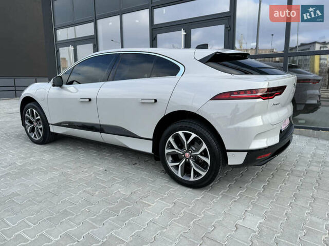 Белый Ягуар I-Pace, объемом двигателя 0 л и пробегом 75 тыс. км за 28700 $, фото 4 на Automoto.ua