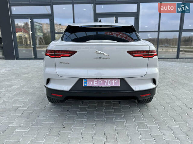 Белый Ягуар I-Pace, объемом двигателя 0 л и пробегом 75 тыс. км за 28700 $, фото 6 на Automoto.ua