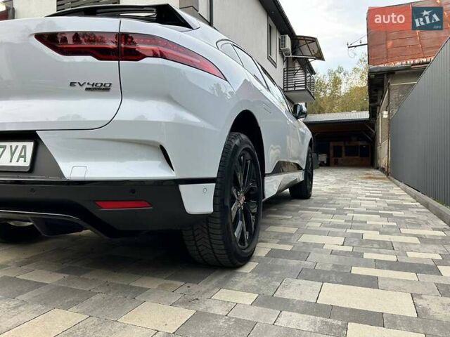Белый Ягуар I-Pace, объемом двигателя 0 л и пробегом 101 тыс. км за 24700 $, фото 27 на Automoto.ua