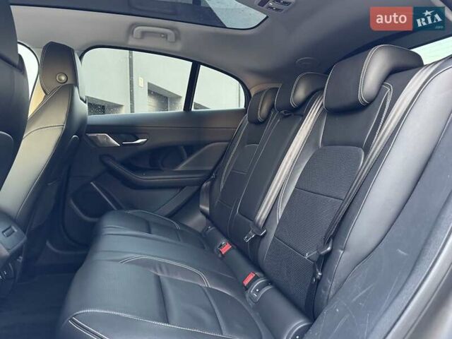 Белый Ягуар I-Pace, объемом двигателя 0 л и пробегом 117 тыс. км за 24990 $, фото 58 на Automoto.ua