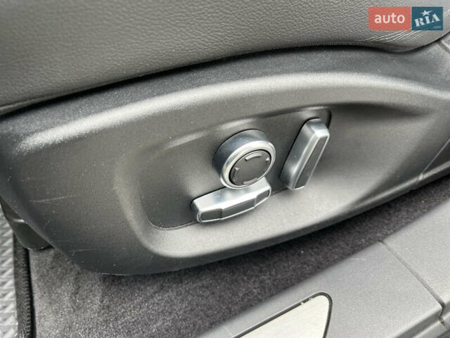 Білий Ягуар I-Pace, об'ємом двигуна 0 л та пробігом 57 тис. км за 28000 $, фото 20 на Automoto.ua