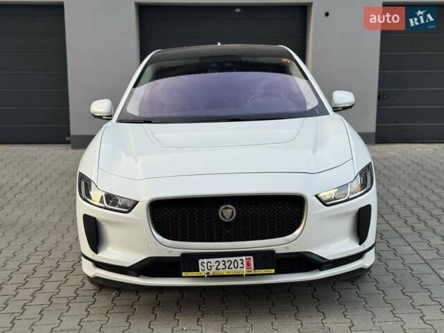 Белый Ягуар I-Pace, объемом двигателя 0 л и пробегом 117 тыс. км за 24990 $, фото 1 на Automoto.ua