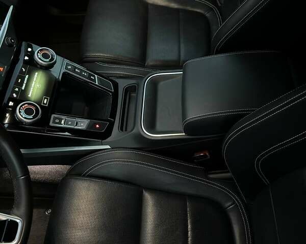 Белый Ягуар I-Pace, объемом двигателя 0 л и пробегом 101 тыс. км за 24700 $, фото 50 на Automoto.ua