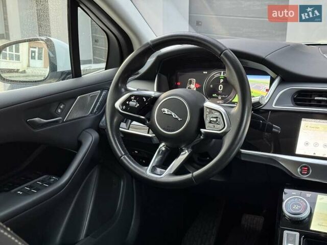 Белый Ягуар I-Pace, объемом двигателя 0 л и пробегом 117 тыс. км за 24990 $, фото 66 на Automoto.ua