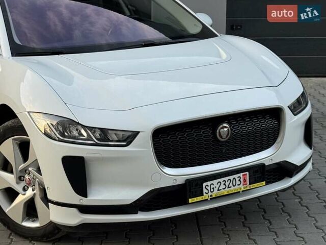 Білий Ягуар I-Pace, об'ємом двигуна 0 л та пробігом 117 тис. км за 24990 $, фото 12 на Automoto.ua