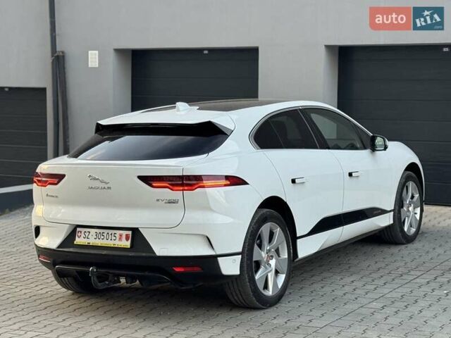 Белый Ягуар I-Pace, объемом двигателя 0 л и пробегом 117 тыс. км за 24990 $, фото 34 на Automoto.ua