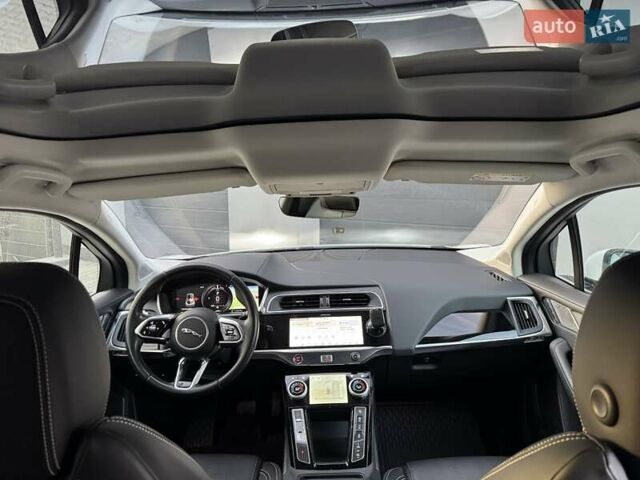 Білий Ягуар I-Pace, об'ємом двигуна 0 л та пробігом 117 тис. км за 24990 $, фото 63 на Automoto.ua