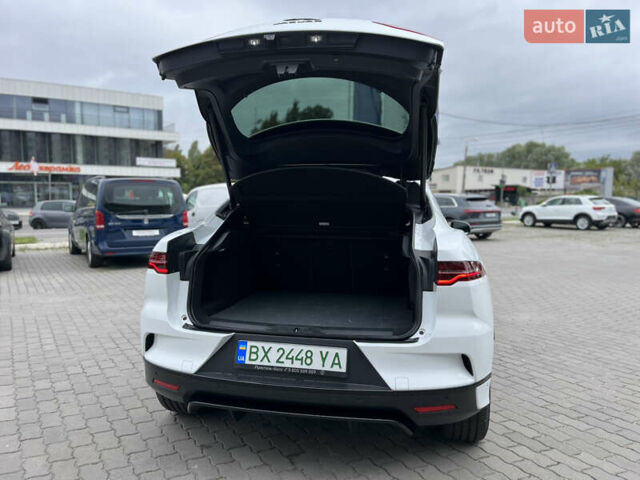 Білий Ягуар I-Pace, об'ємом двигуна 0 л та пробігом 57 тис. км за 28000 $, фото 14 на Automoto.ua