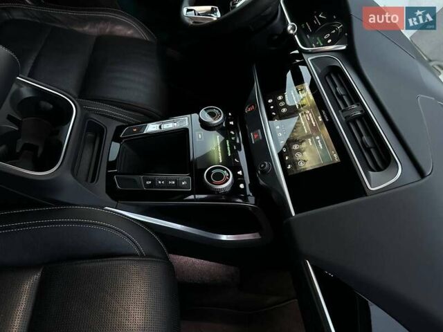 Белый Ягуар I-Pace, объемом двигателя 0 л и пробегом 101 тыс. км за 24700 $, фото 52 на Automoto.ua