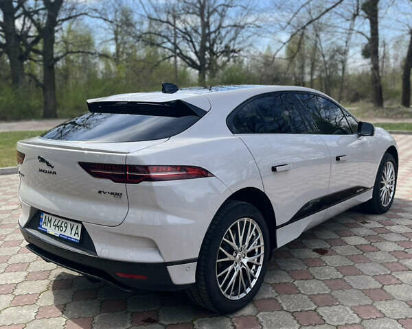 Белый Ягуар I-Pace, объемом двигателя 0 л и пробегом 100 тыс. км за 29500 $, фото 8 на Automoto.ua