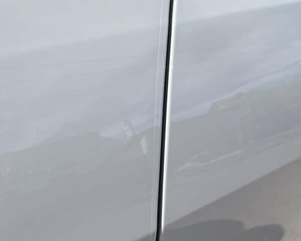 Белый Ягуар I-Pace, объемом двигателя 0 л и пробегом 100 тыс. км за 29500 $, фото 48 на Automoto.ua