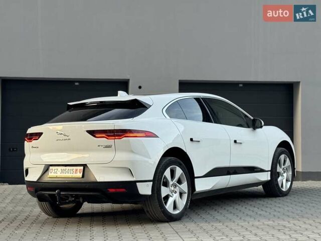 Белый Ягуар I-Pace, объемом двигателя 0 л и пробегом 117 тыс. км за 24990 $, фото 21 на Automoto.ua