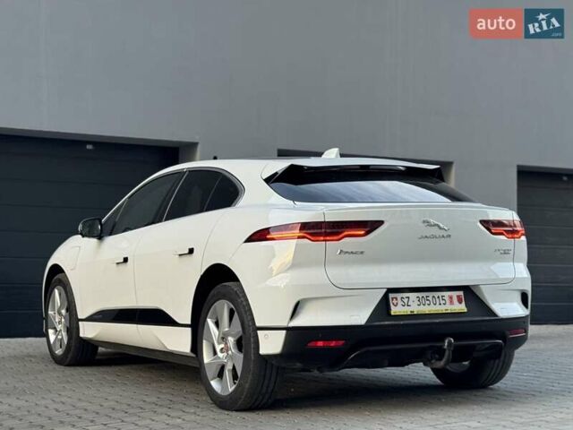 Белый Ягуар I-Pace, объемом двигателя 0 л и пробегом 117 тыс. км за 24990 $, фото 35 на Automoto.ua