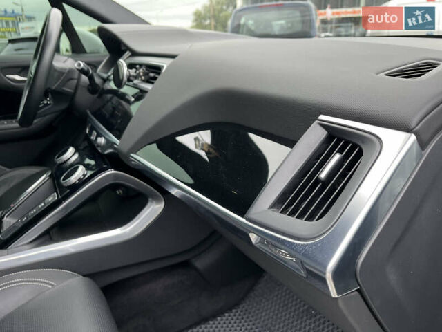 Білий Ягуар I-Pace, об'ємом двигуна 0 л та пробігом 57 тис. км за 28000 $, фото 36 на Automoto.ua