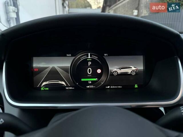 Белый Ягуар I-Pace, объемом двигателя 0 л и пробегом 101 тыс. км за 24700 $, фото 90 на Automoto.ua