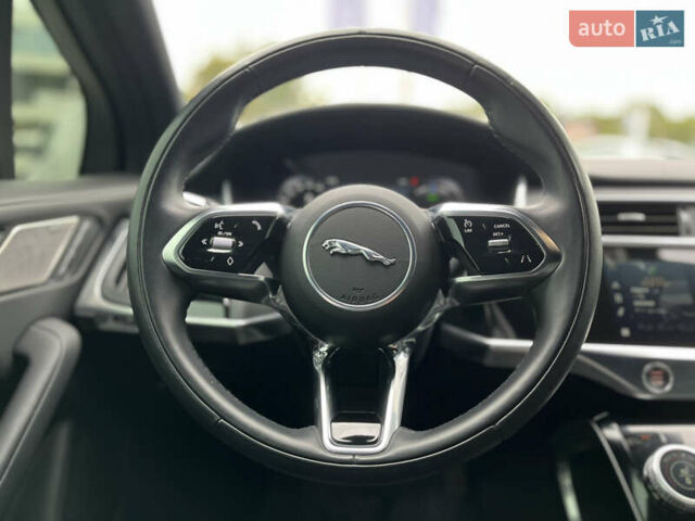 Белый Ягуар I-Pace, объемом двигателя 0 л и пробегом 57 тыс. км за 27500 $, фото 17 на Automoto.ua