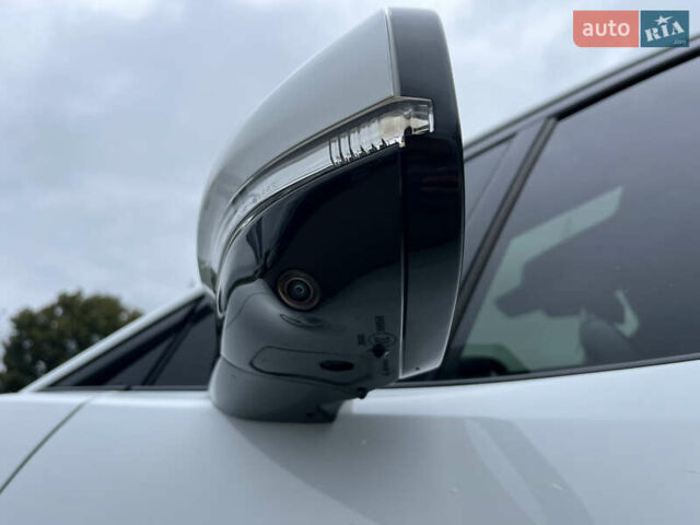 Белый Ягуар I-Pace, объемом двигателя 0 л и пробегом 58 тыс. км за 26500 $, фото 11 на Automoto.ua