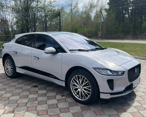 Белый Ягуар I-Pace, объемом двигателя 0 л и пробегом 100 тыс. км за 29500 $, фото 10 на Automoto.ua