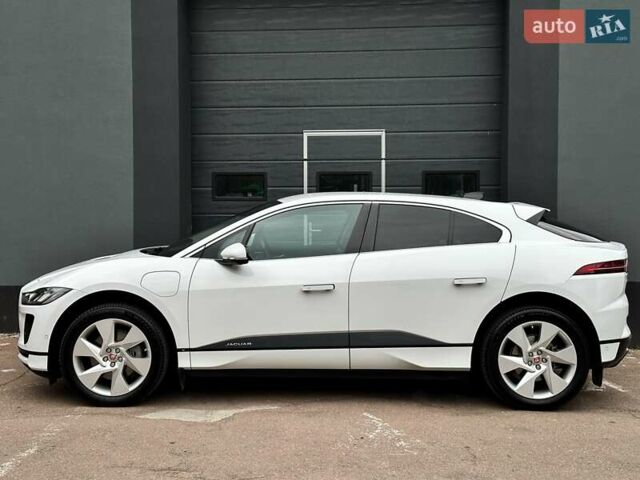 Белый Ягуар I-Pace, объемом двигателя 0 л и пробегом 100 тыс. км за 24999 $, фото 3 на Automoto.ua