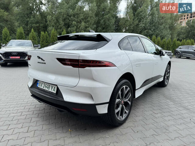 Белый Ягуар I-Pace, объемом двигателя 0 л и пробегом 52 тыс. км за 29000 $, фото 6 на Automoto.ua