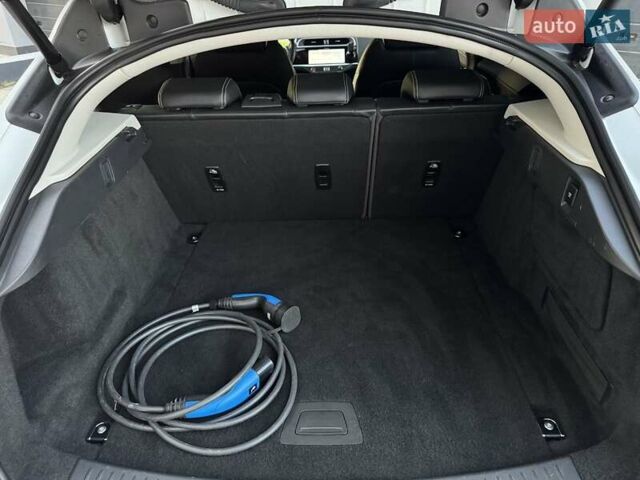 Білий Ягуар I-Pace, об'ємом двигуна 0 л та пробігом 117 тис. км за 24990 $, фото 54 на Automoto.ua