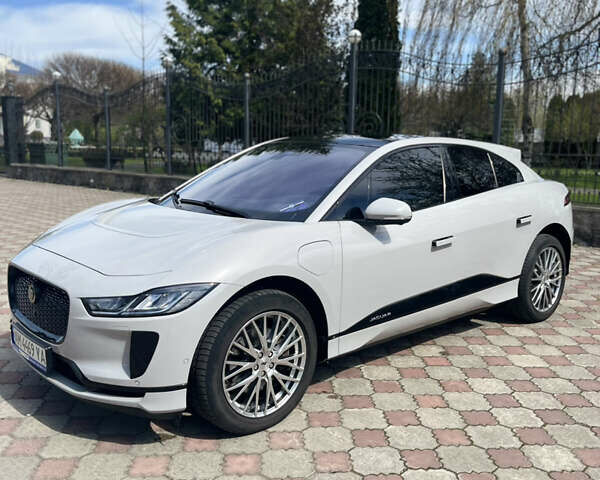Белый Ягуар I-Pace, объемом двигателя 0 л и пробегом 100 тыс. км за 29500 $, фото 3 на Automoto.ua