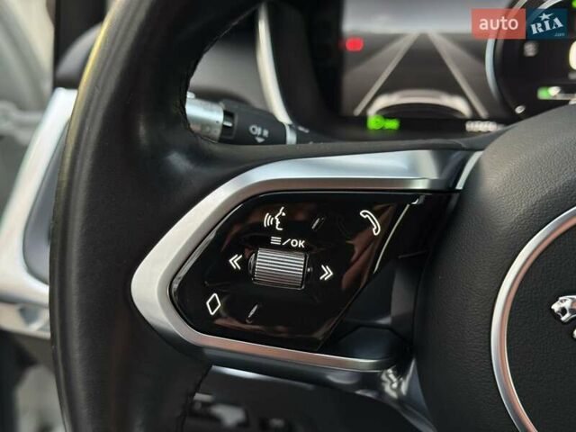 Білий Ягуар I-Pace, об'ємом двигуна 0 л та пробігом 117 тис. км за 24990 $, фото 80 на Automoto.ua